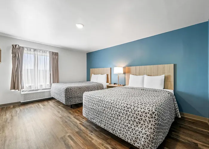 Hotel Woodspring Near Hanes Mall