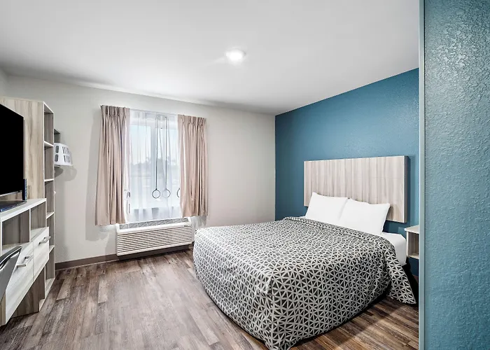 Hotel Woodspring Near Hanes Mall